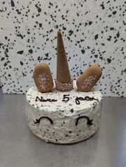 Foto van een Eenhoorn ijstaart voor een verjaardag